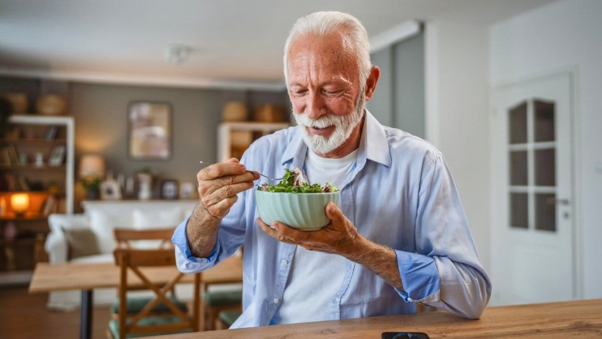 7 Anti-Inflammatory Foods You Should Be Eating Every Single Day (Especially After 50)