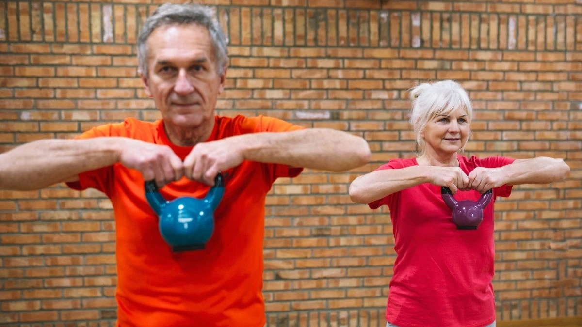 Strength Training After 50 Has a Sweet Spot: "Just" 2 Hours a Week