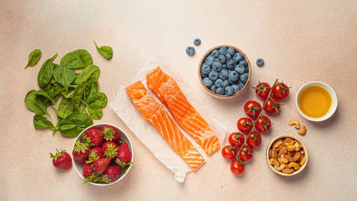 Glow from Within: 9 Anti-Inflammatory Foods for Radiant Skin