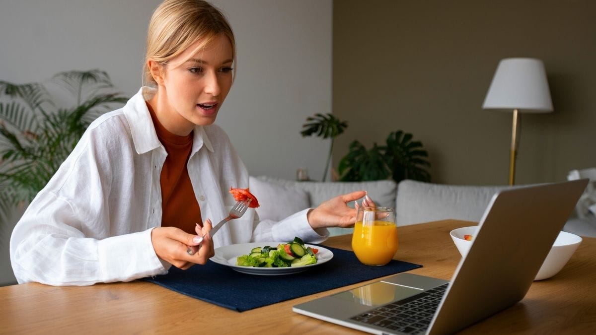 Stop Feeling Foggy: 8 Brain Foods for Better Focus at Work