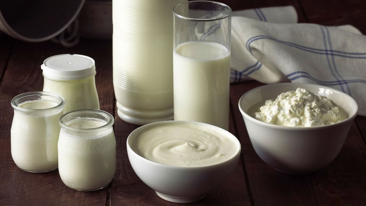 Doctors Warn: These Everyday Foods Quietly Support Thyroid Health (And What to Avoid)