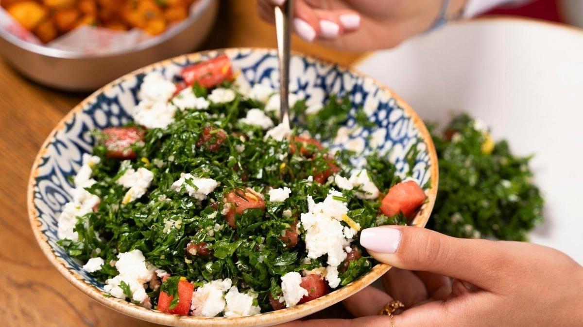 7 Foods Brain Researchers Commonly Associate With Slower Cognitive Decline