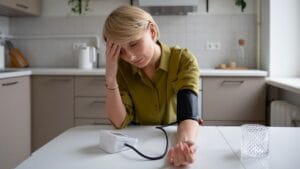 Struggling With High BP? What Seniors Should Actually Eat in a Day, According to Dietitians