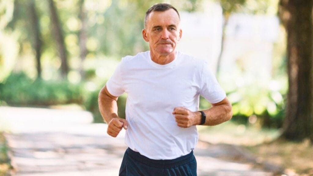 20 Minutes of Walking a Day Can Slow Down What Most People Assume Is Just 'Getting Older'