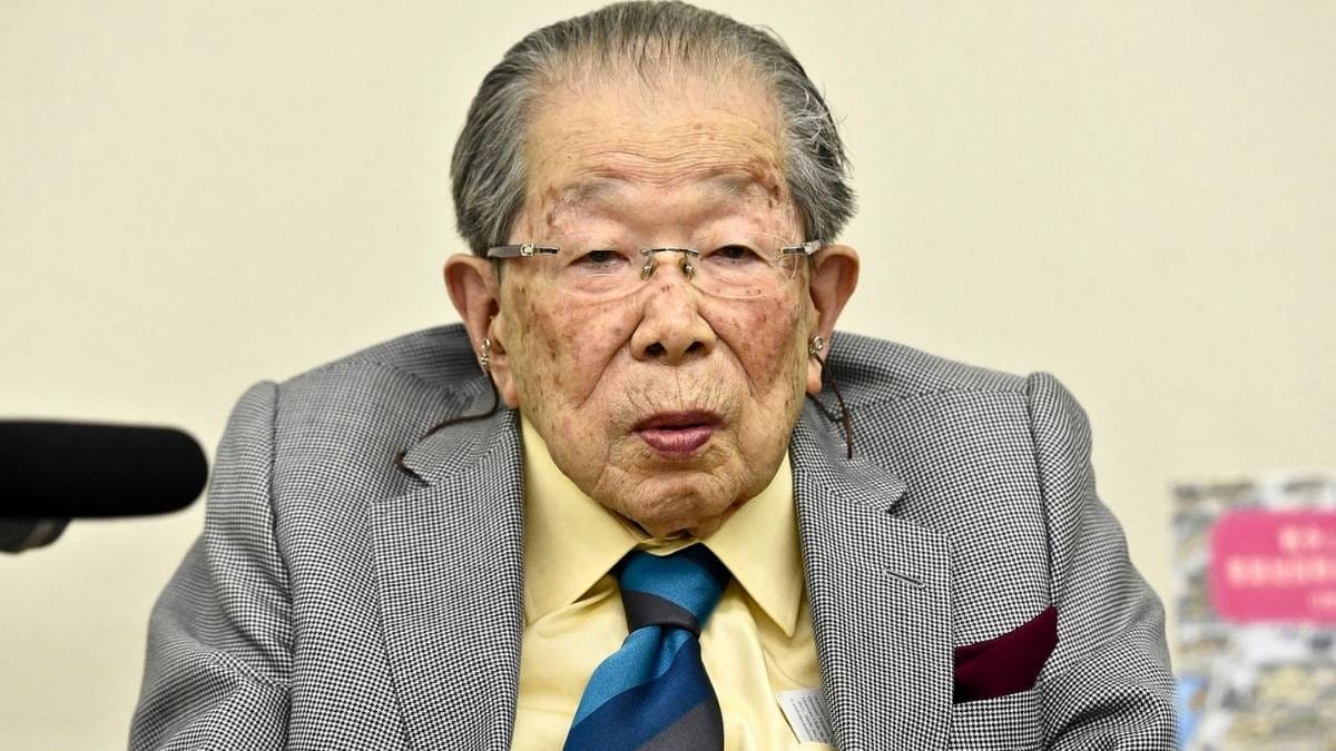 After 105 Years of Living Proof, This Japanese Doctor's One Daily Practice Is the Closest Thing to a Real Fountain of Youth
