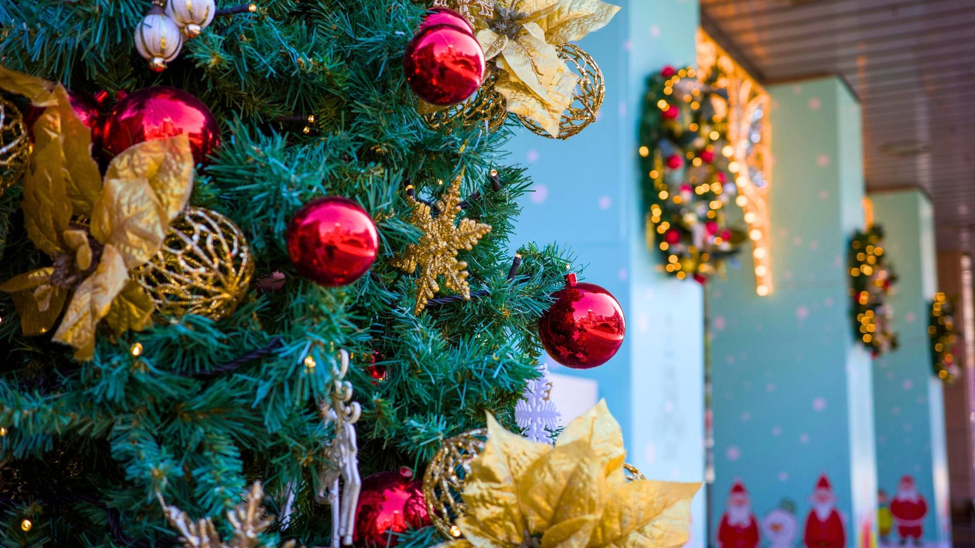 AI-Inspired Holiday Homes? The Futuristic Christmas Trend You’ll See Everywhere in 2025