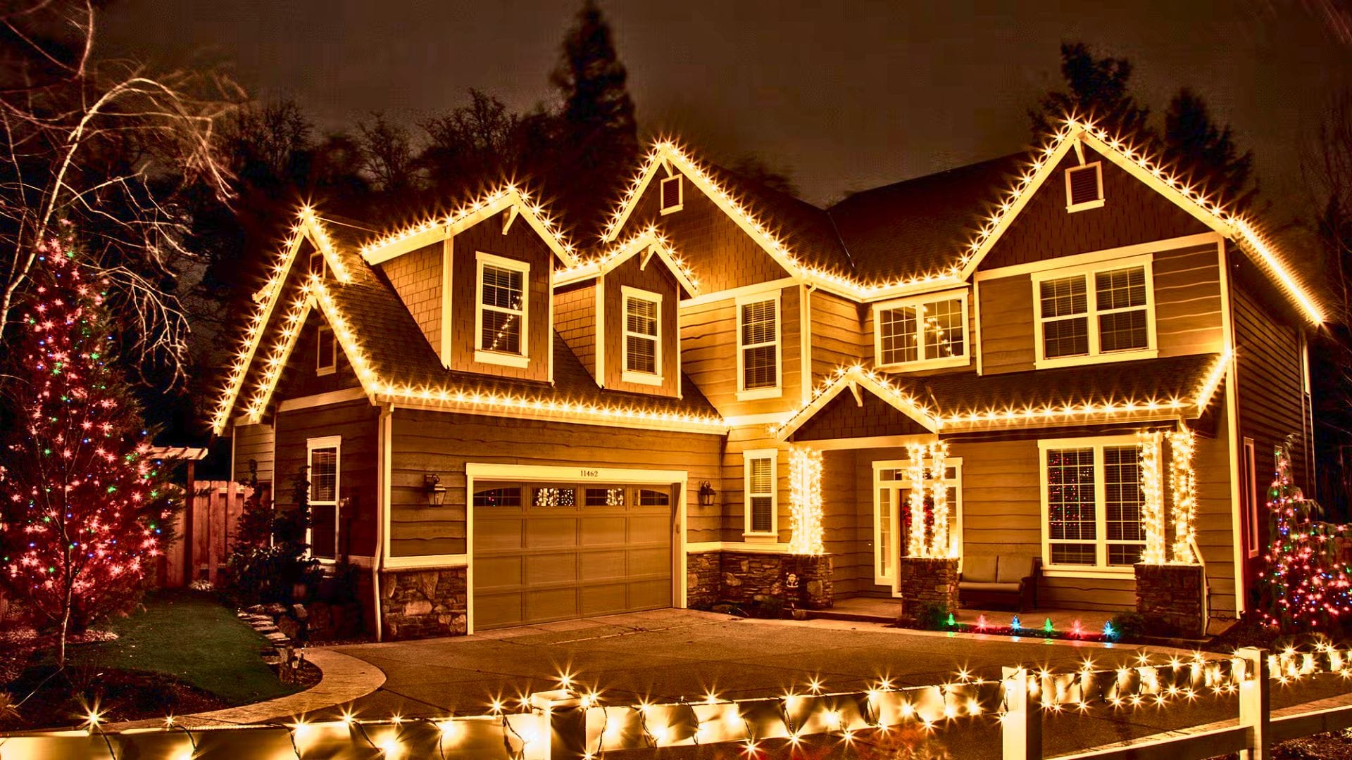 Outdoor Christmas Lights: A Foolproof Guide to a Dazzling Display