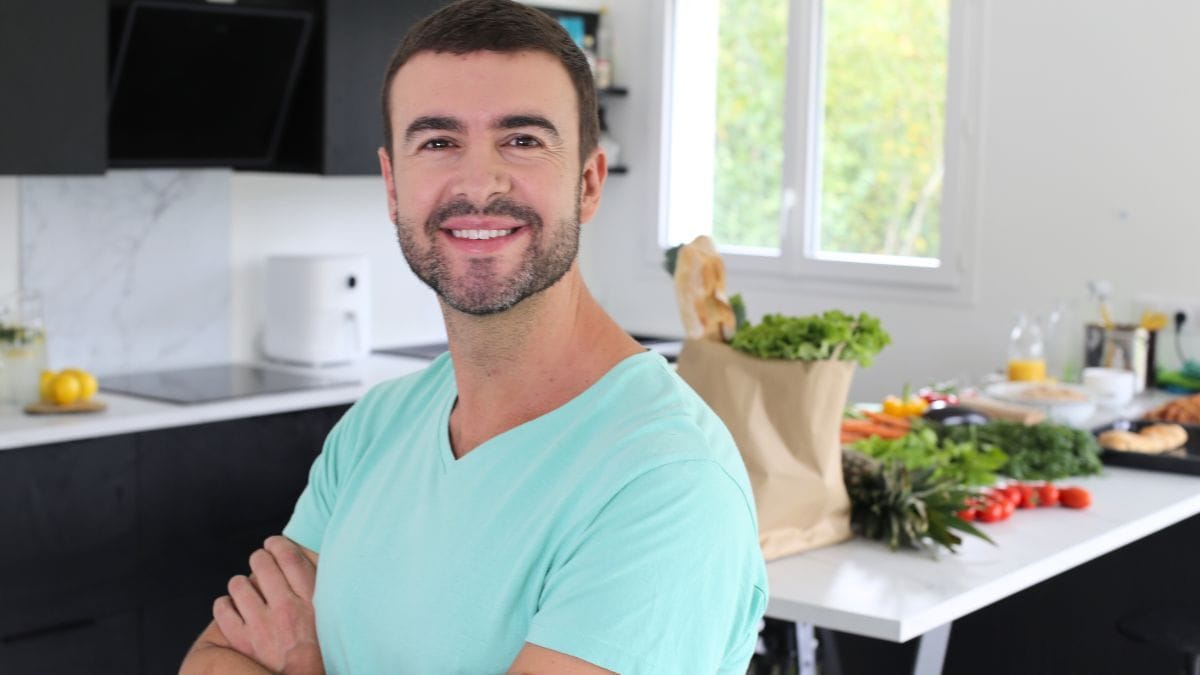 The 'Young Person's Secret' to Avoiding Premature Aging: 4 Forgotten Foods to Reverse Skin Dullness and Gut Irritation